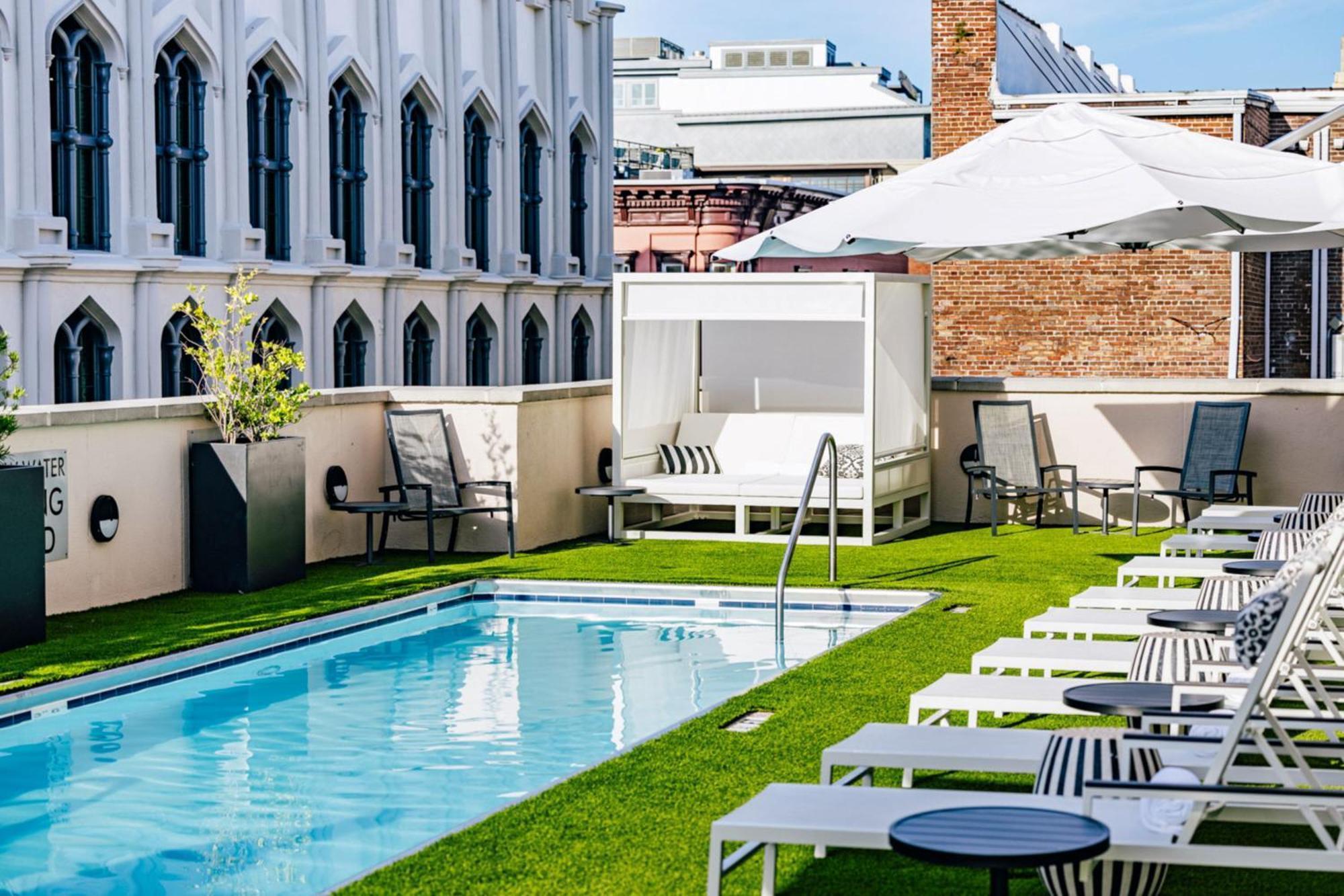 The Lindy Renaissance Charleston Hotel Экстерьер фото
