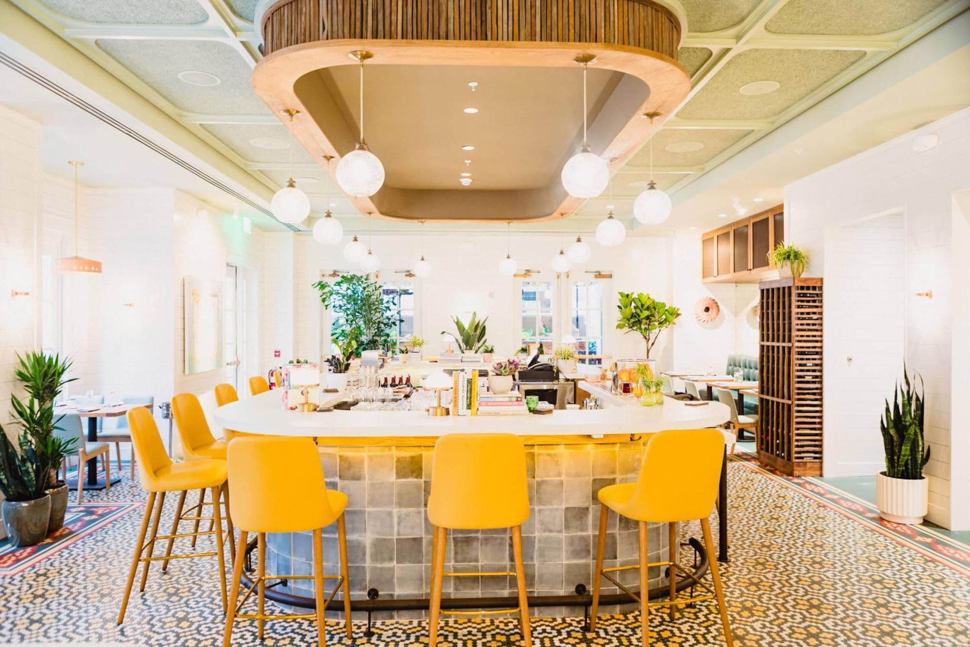 The Lindy Renaissance Charleston Hotel Экстерьер фото