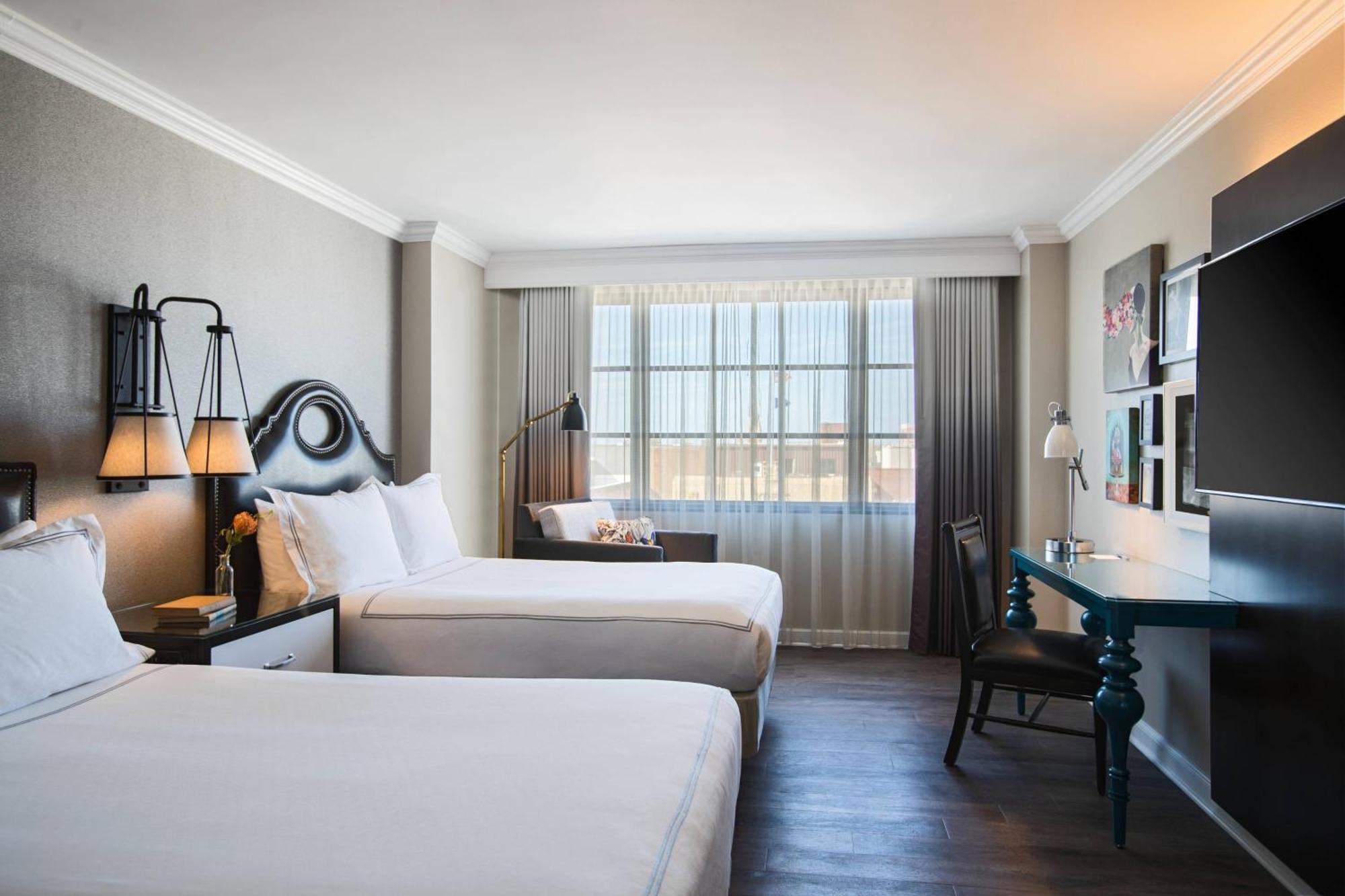 The Lindy Renaissance Charleston Hotel Экстерьер фото