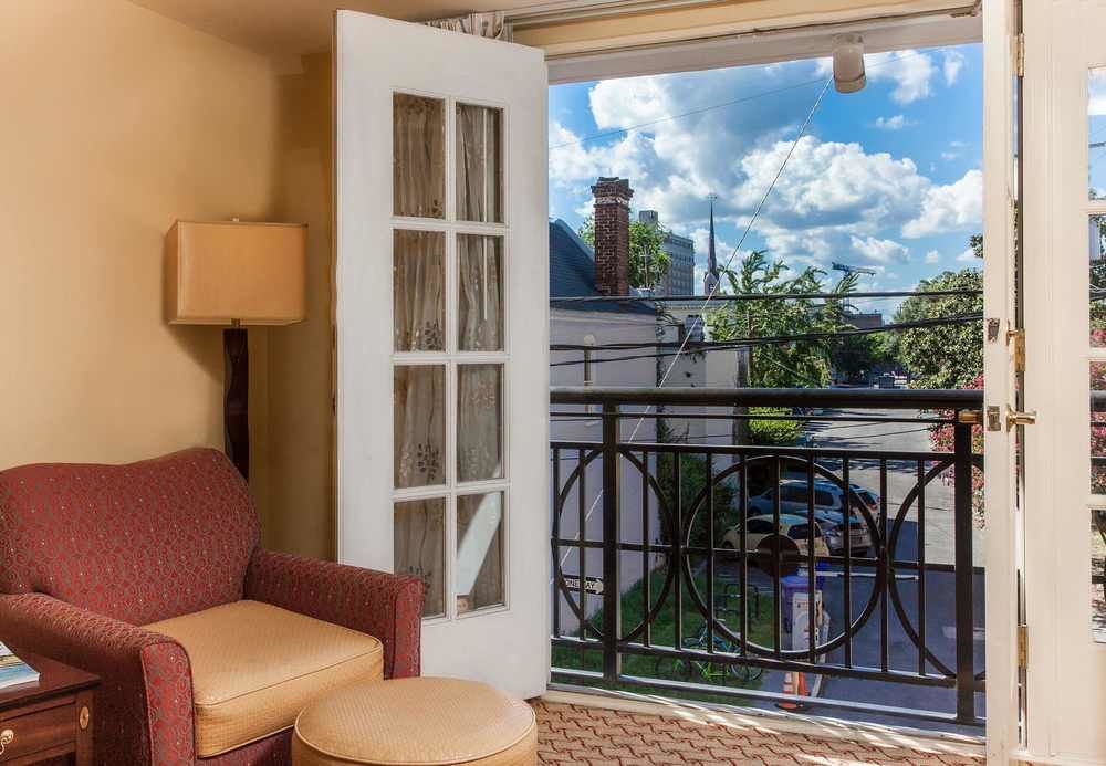 The Lindy Renaissance Charleston Hotel Экстерьер фото