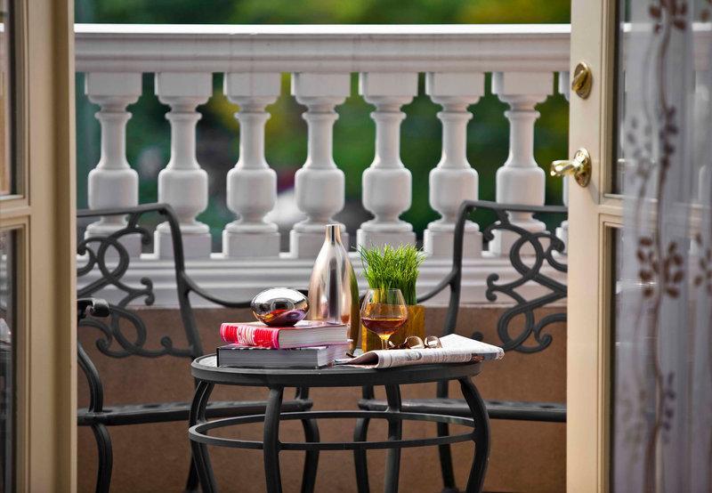The Lindy Renaissance Charleston Hotel Экстерьер фото